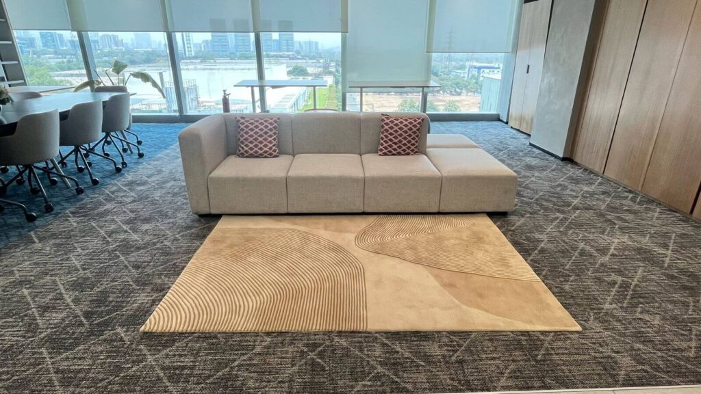 1. Corporate - Qube- Mumbai - Soothing Streams- RM1386- HK- Size (220x140cm) (NZW) (01) (High-Low)- RVW 1